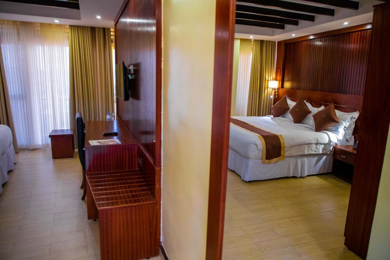 Sainte Famille Hotel Κιγκάλι Εξωτερικό φωτογραφία