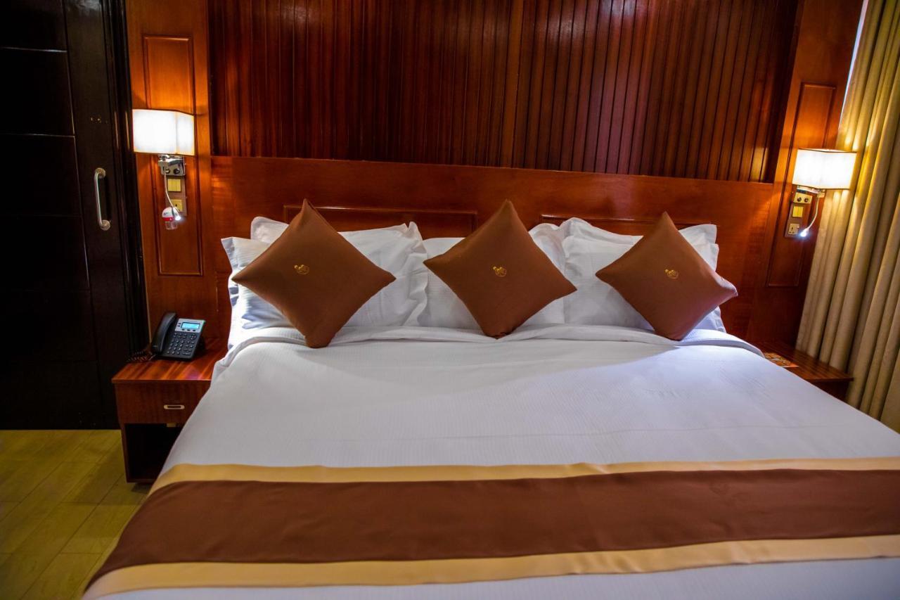 Sainte Famille Hotel Κιγκάλι Εξωτερικό φωτογραφία