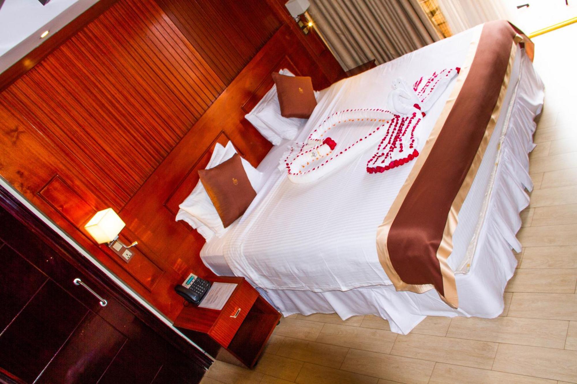 Sainte Famille Hotel Κιγκάλι Εξωτερικό φωτογραφία