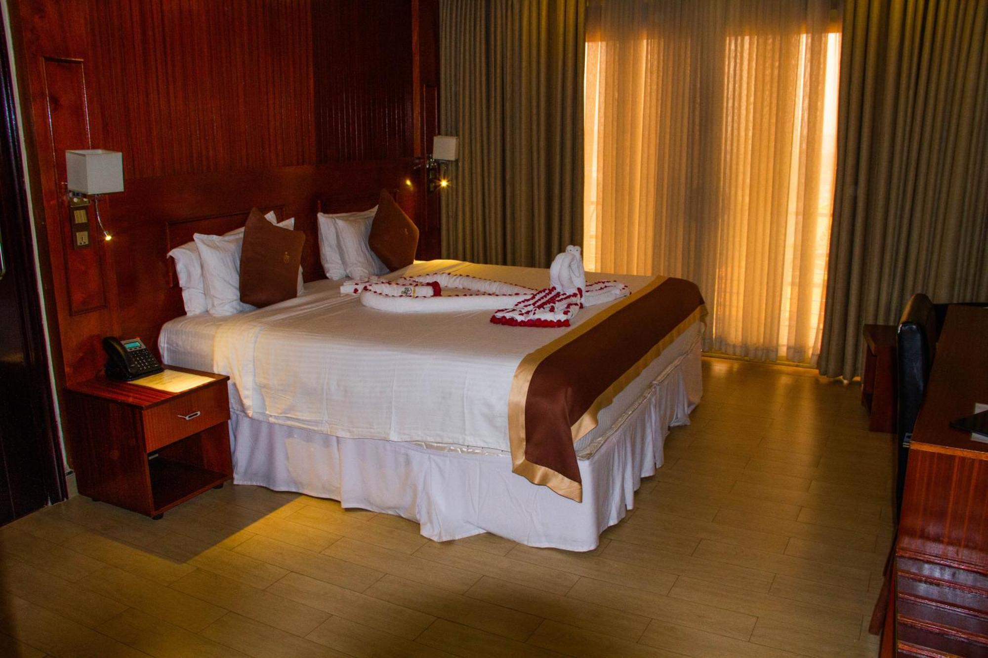 Sainte Famille Hotel Κιγκάλι Εξωτερικό φωτογραφία