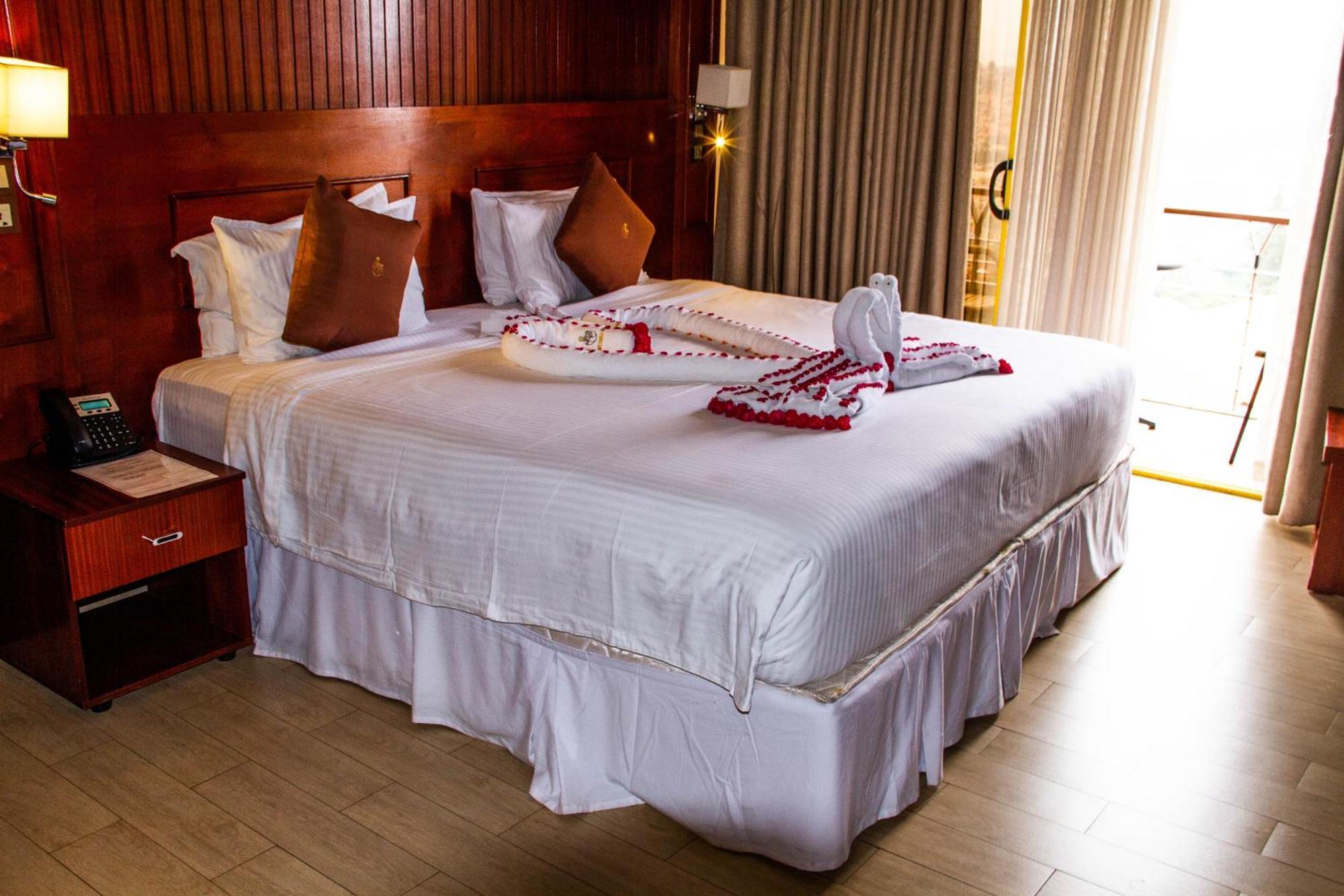 Sainte Famille Hotel Κιγκάλι Εξωτερικό φωτογραφία
