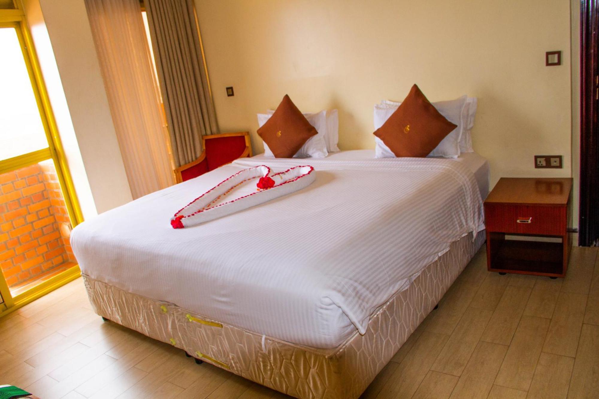 Sainte Famille Hotel Κιγκάλι Εξωτερικό φωτογραφία