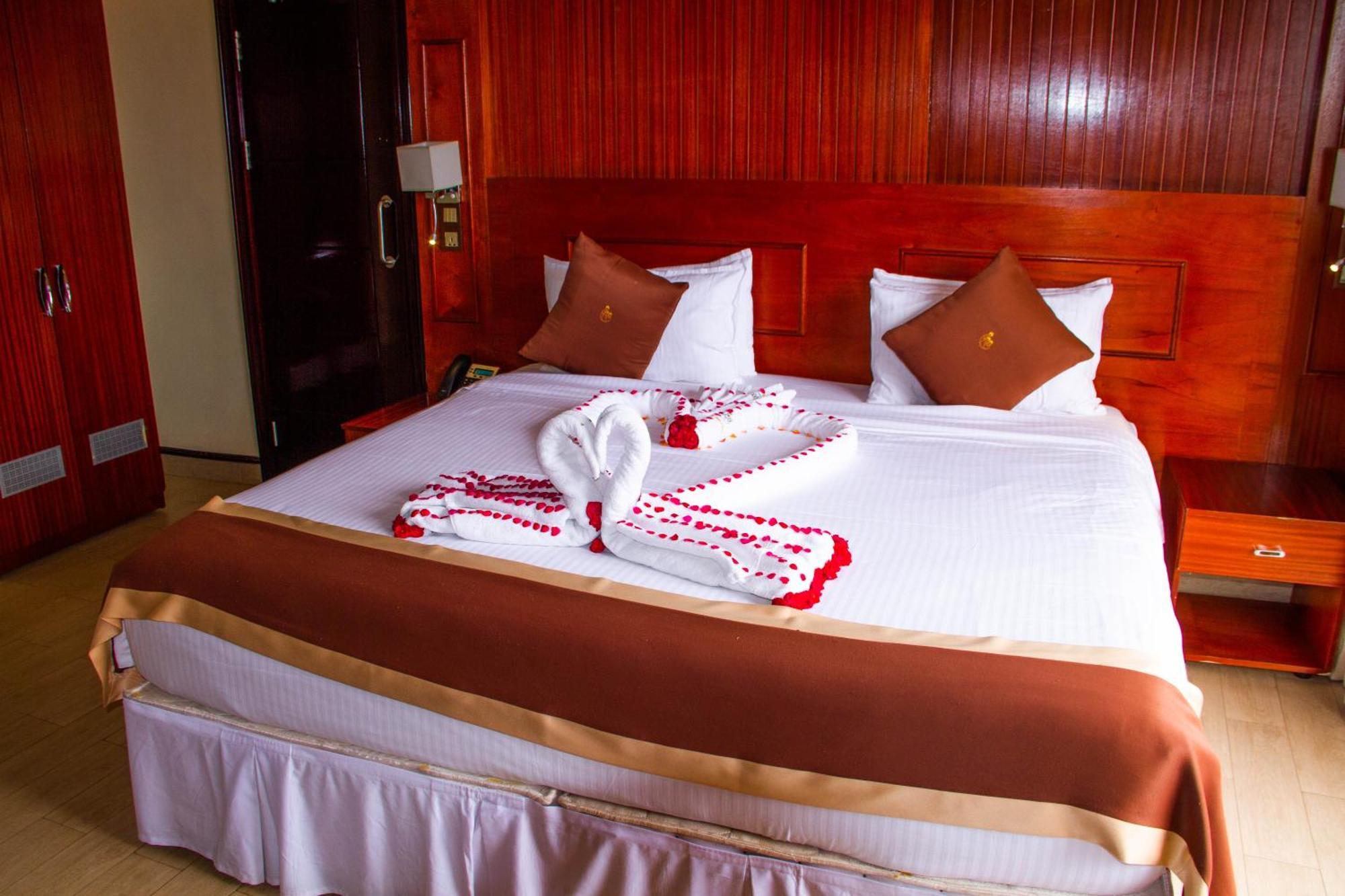 Sainte Famille Hotel Κιγκάλι Εξωτερικό φωτογραφία