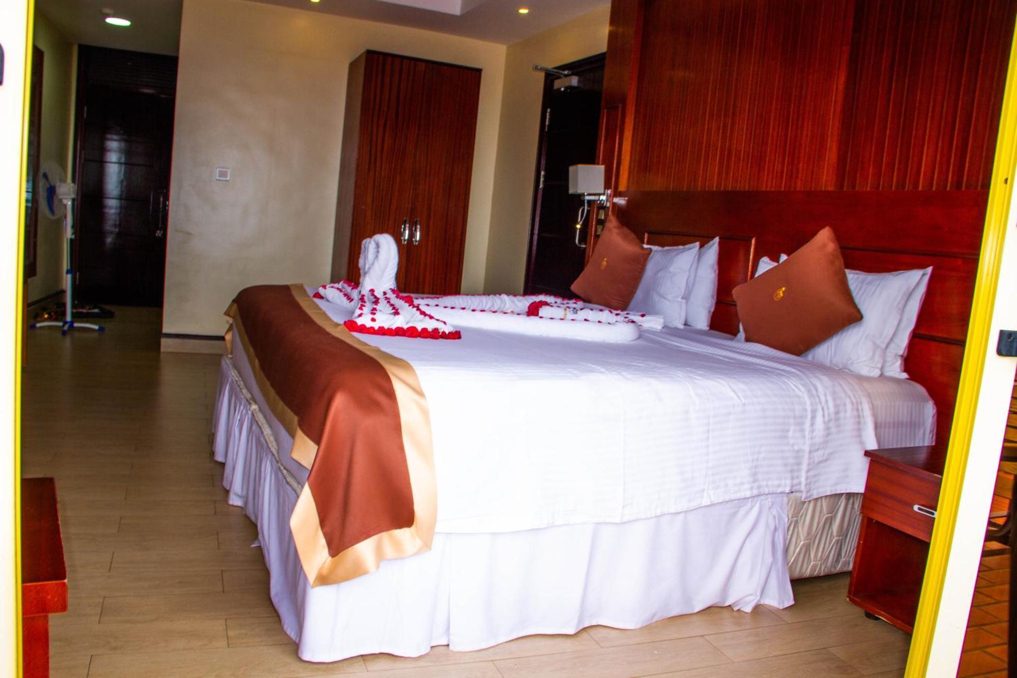 Sainte Famille Hotel Κιγκάλι Εξωτερικό φωτογραφία