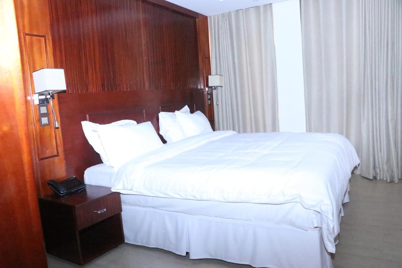 Sainte Famille Hotel Κιγκάλι Εξωτερικό φωτογραφία